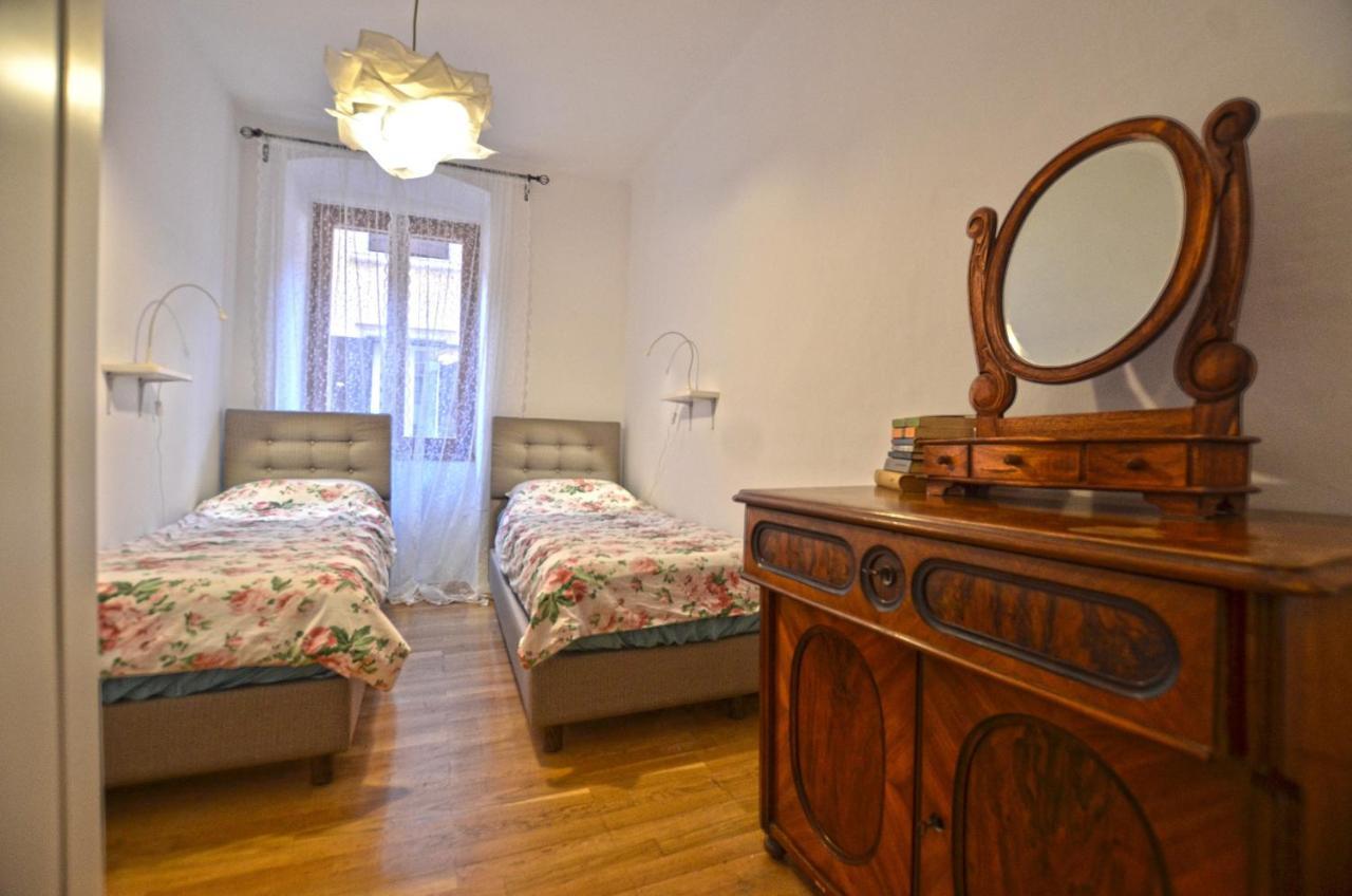 Leko Old Town Apartment روفينج المظهر الخارجي الصورة