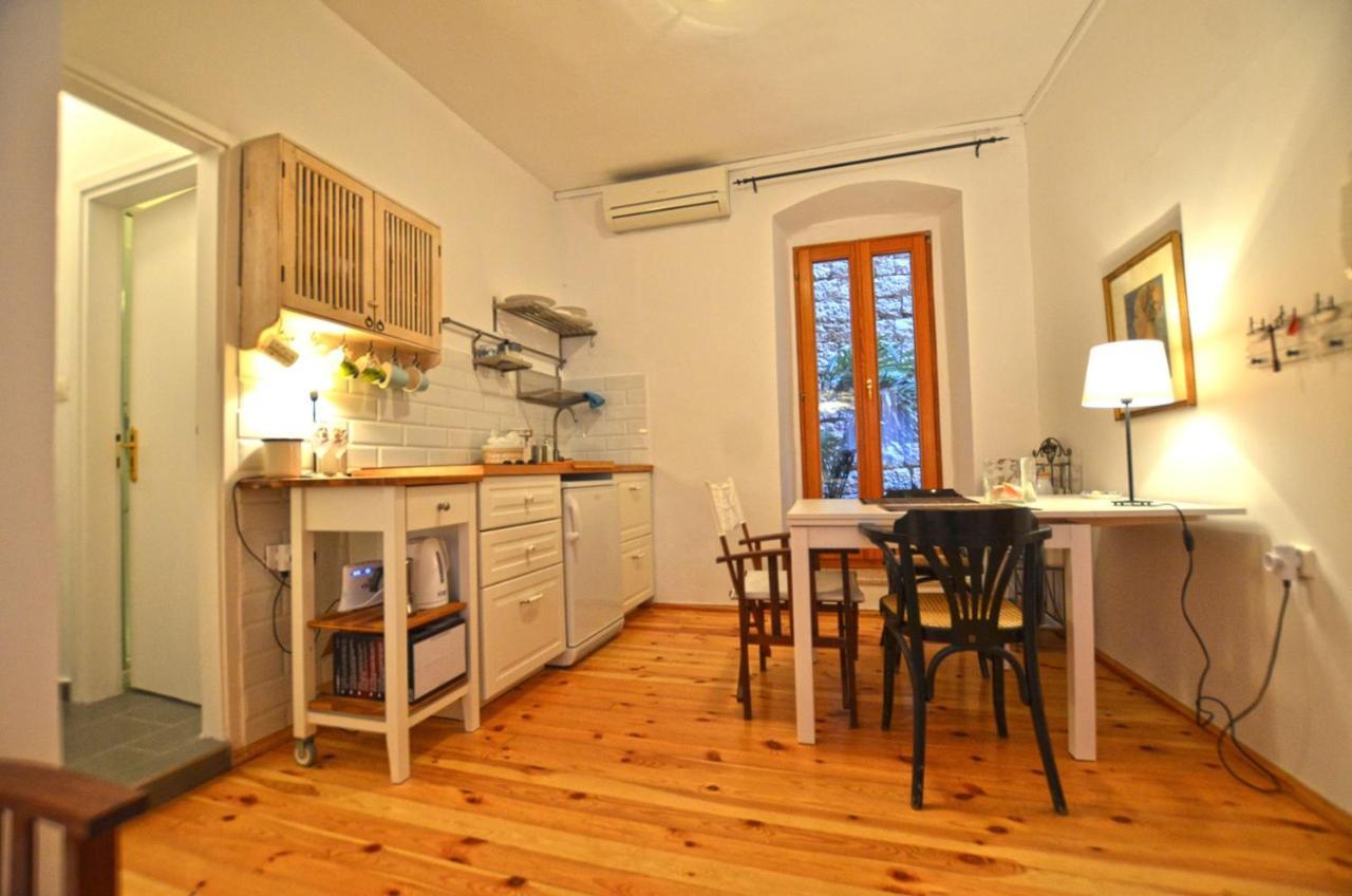 Leko Old Town Apartment روفينج المظهر الخارجي الصورة